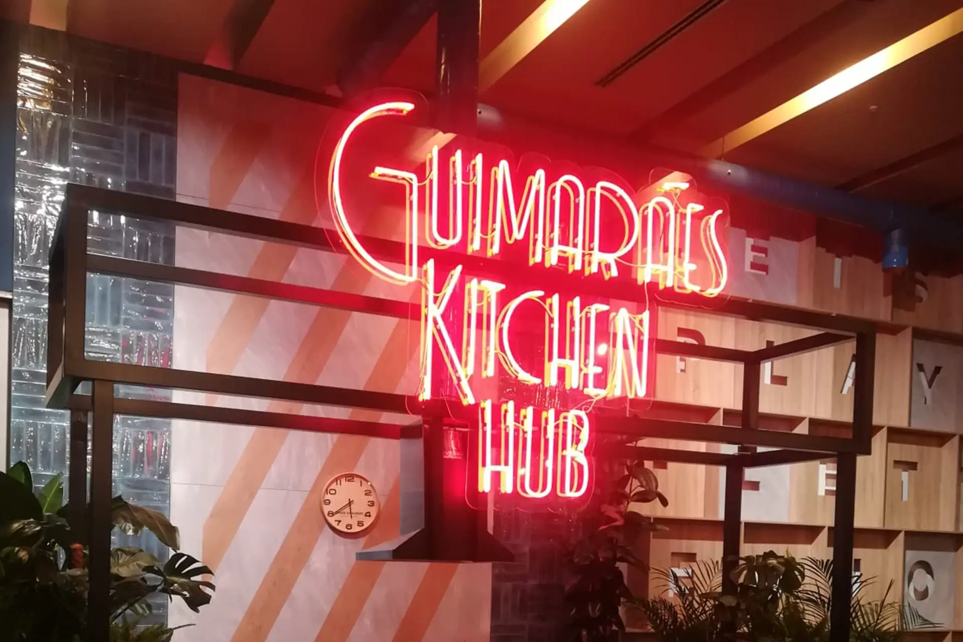 DKSG Portfolio Individual Cover Guimaraes Kitchen Hub